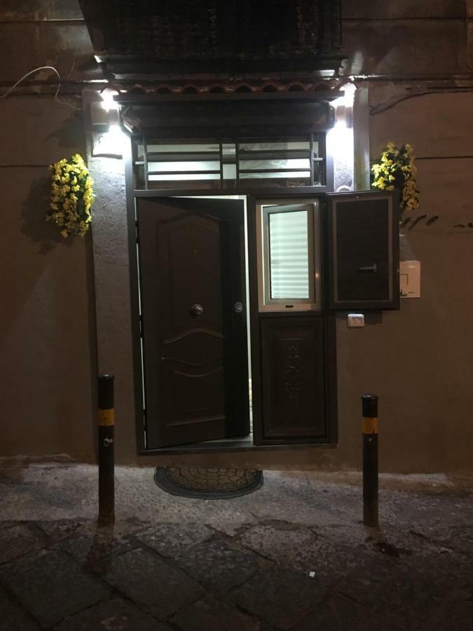 Casa Piano Zero Apartment Napoli Bagian luar foto